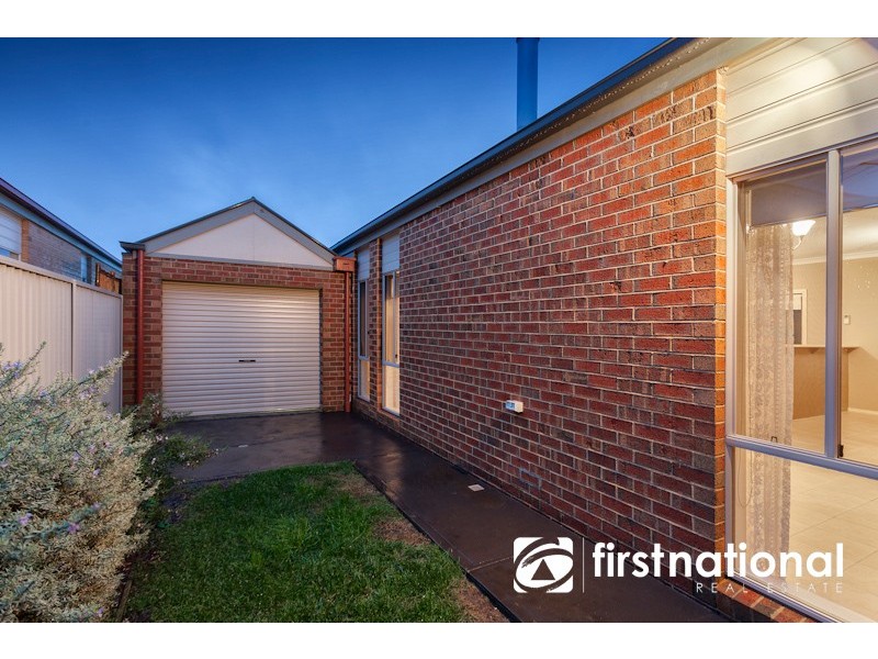 38 Flinders Chase, Pakenham VIC 3810
