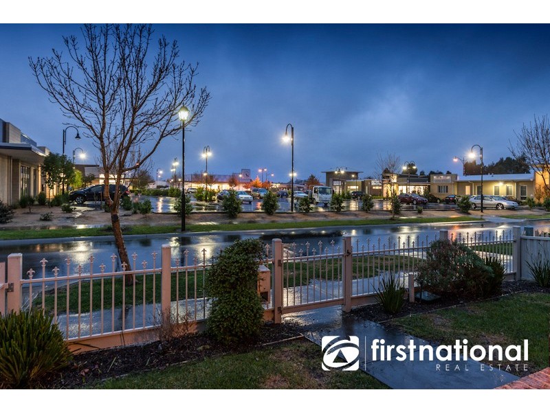 38 Flinders Chase, Pakenham VIC 3810