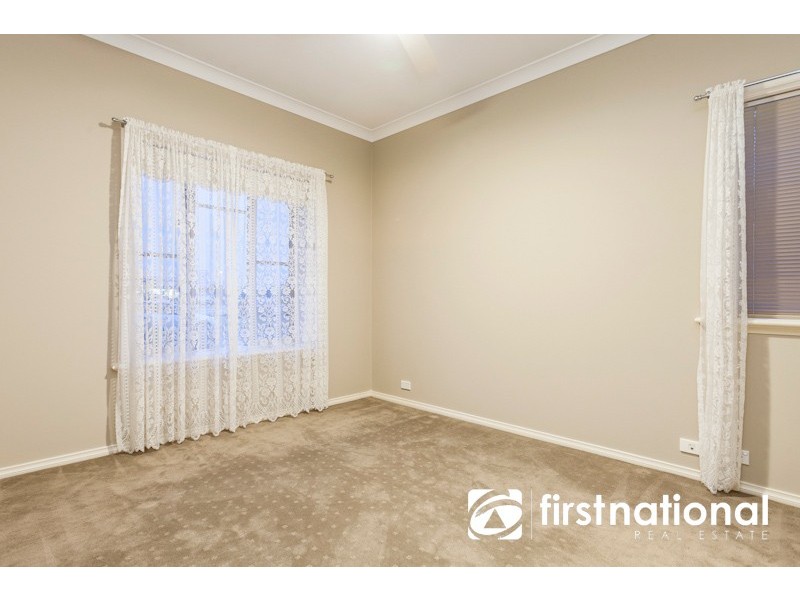 38 Flinders Chase, Pakenham VIC 3810