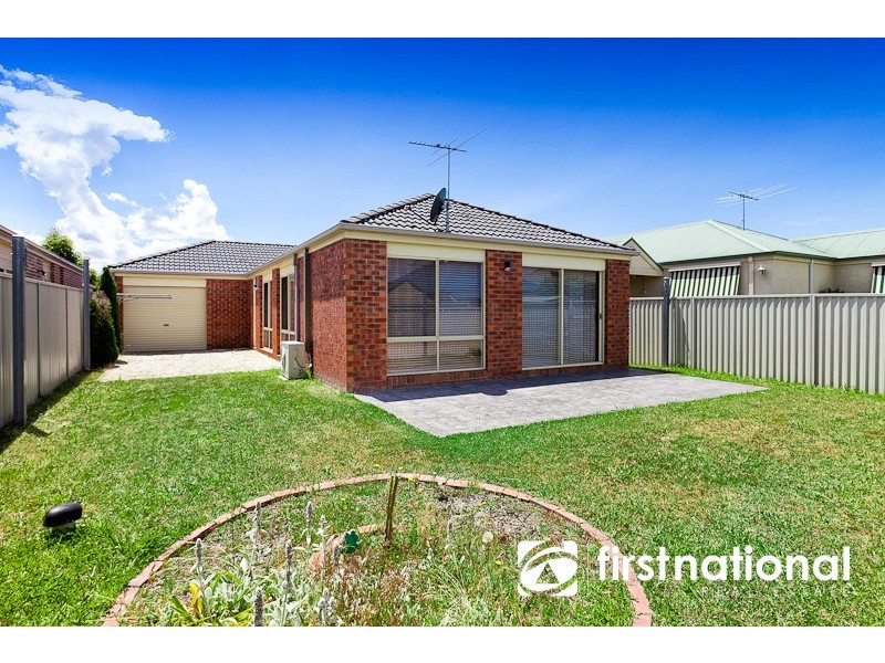 13 Spring Circuit, Pakenham VIC 3810