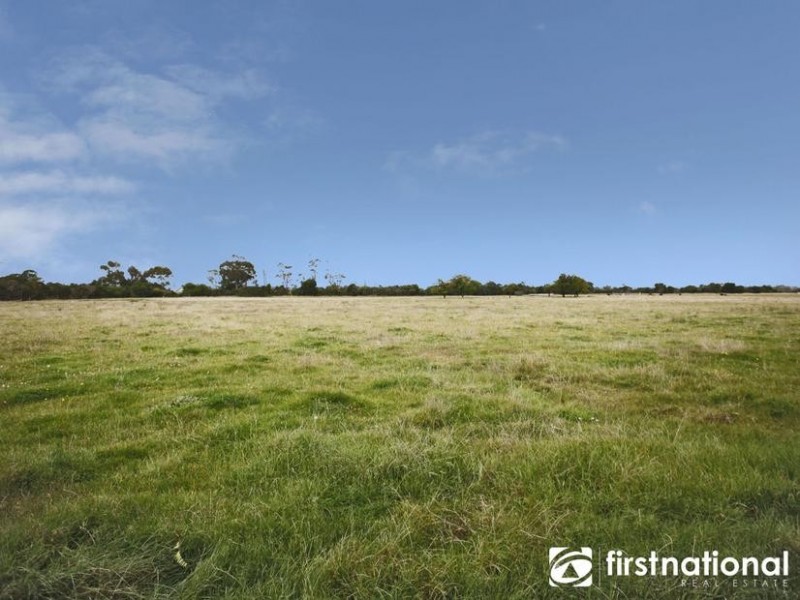 108 Nar Nar Goon-Longwarry Road, Bunyip VIC 3815