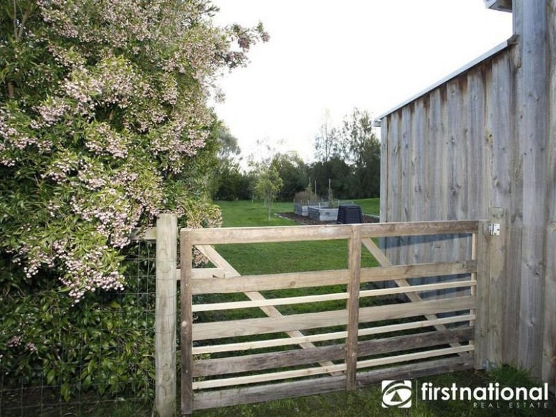 25 Canty Lane, Pakenham VIC 3810