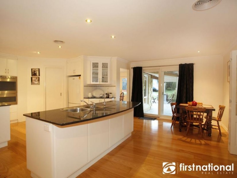 25 Canty Lane, Pakenham Upper VIC 3810