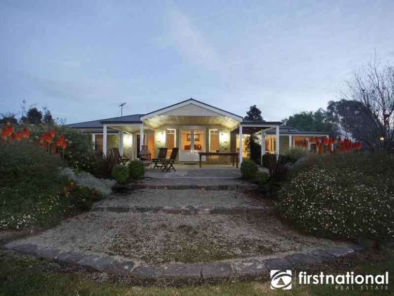 25 Canty Lane, Pakenham Upper VIC 3810