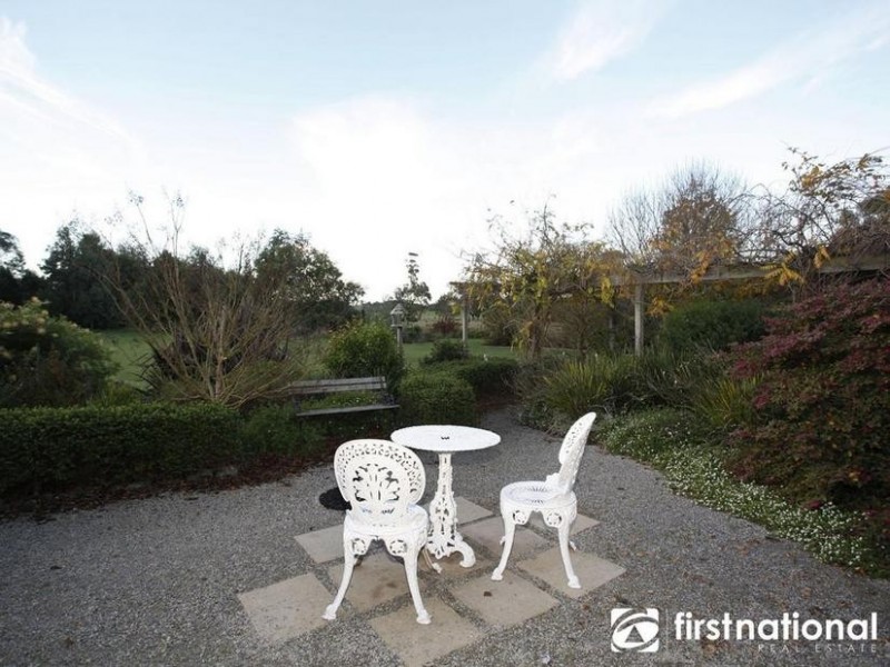 25 Canty Lane, Pakenham Upper VIC 3810