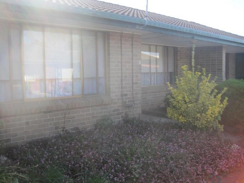 5/2-4 Charles Street, Pakenham VIC 3810