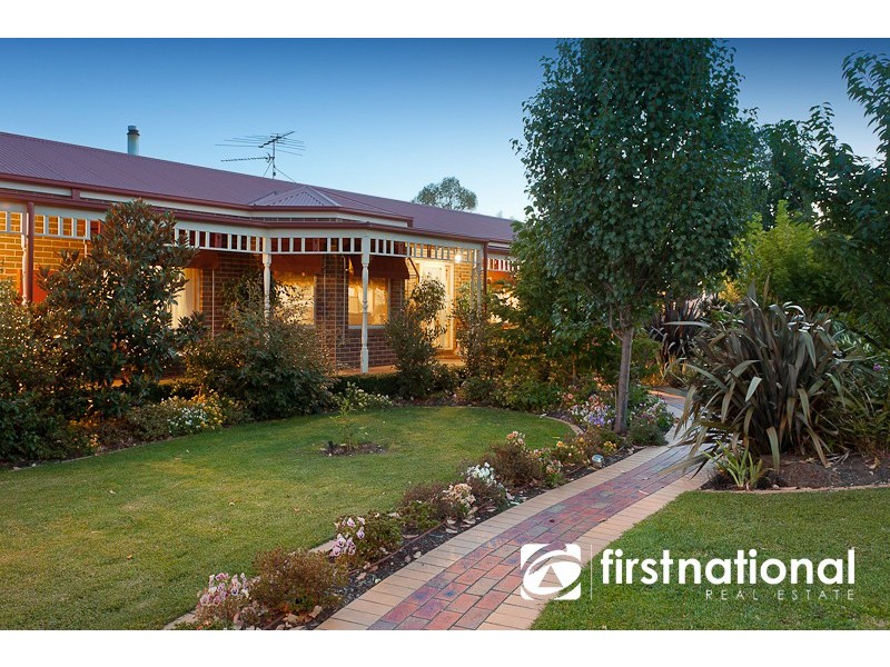24 Baltaser Drive, Pakenham VIC 3810