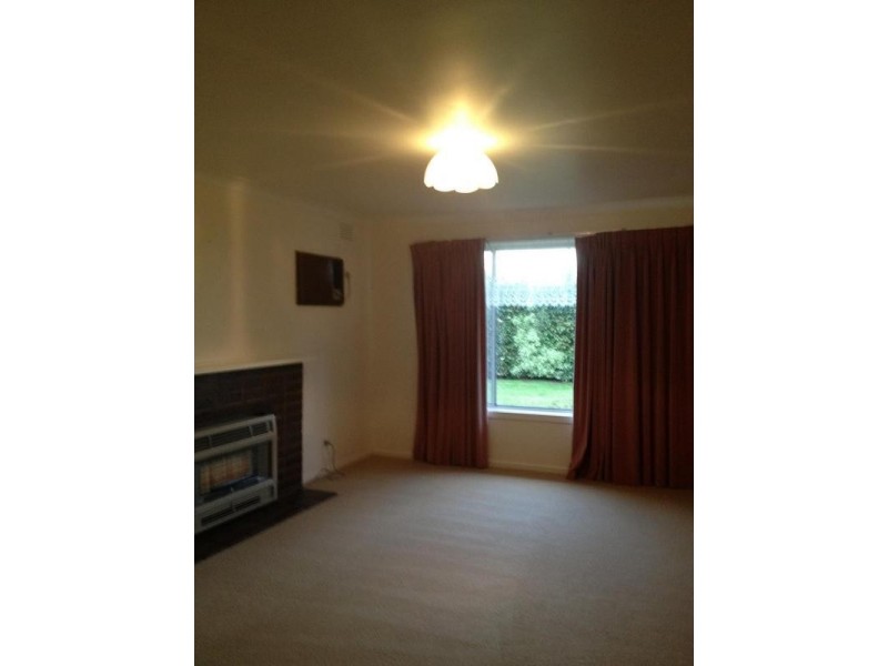 1 Acacia Court, Pakenham VIC 3810