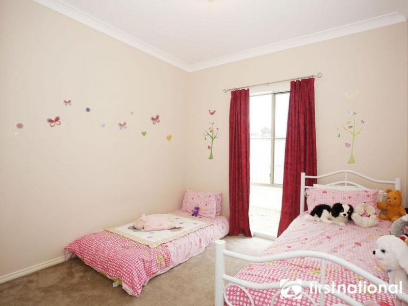 12 Tyrell Place, Pakenham VIC 3810