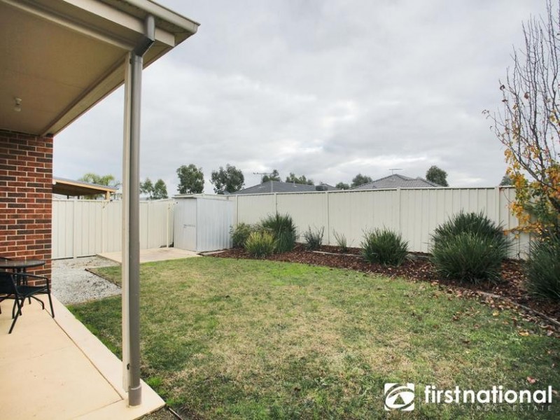 12 Tyrell Place, Pakenham VIC 3810