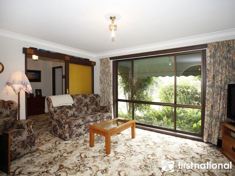 33 Sybella Avenue, Koo Wee Rup VIC 3981