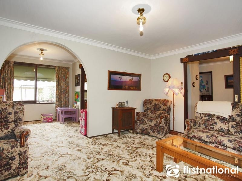 33 Sybella Avenue, Koo Wee Rup VIC 3981