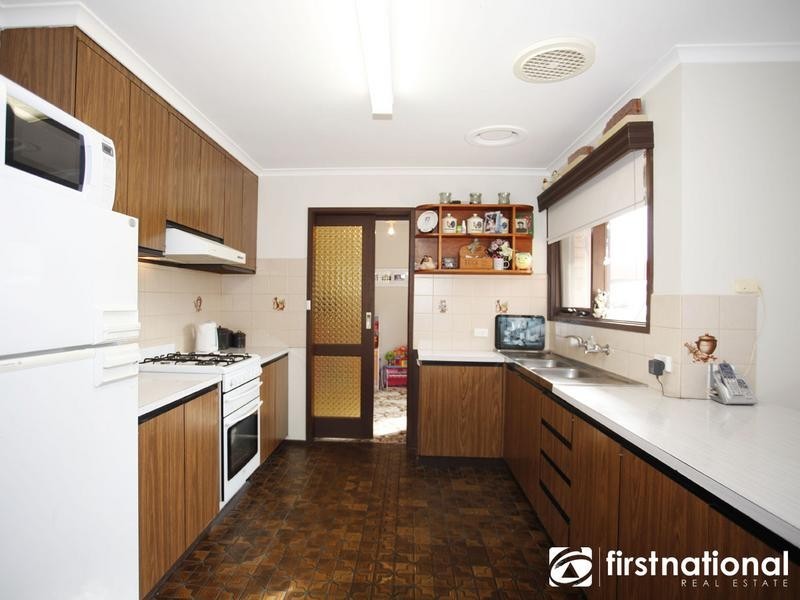 33 Sybella Avenue, Koo Wee Rup VIC 3981