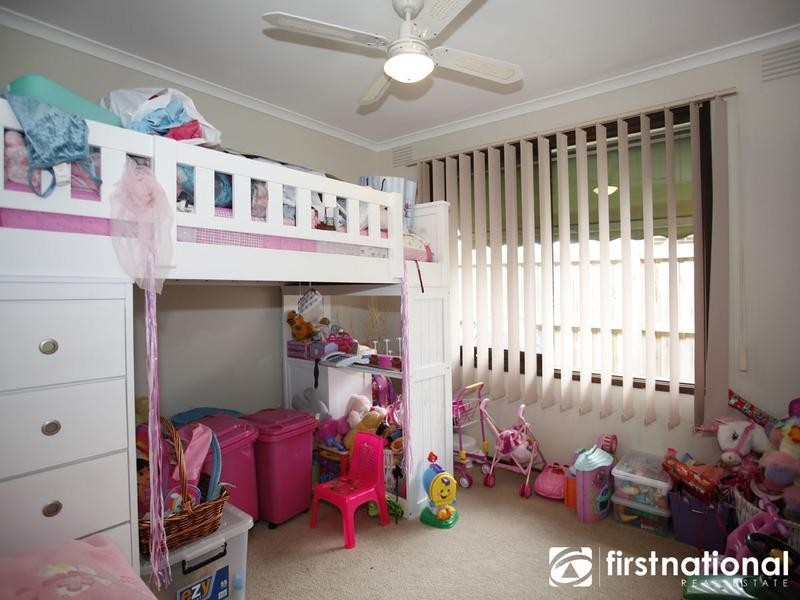 33 Sybella Avenue, Koo Wee Rup VIC 3981