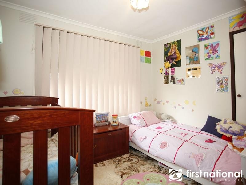 33 Sybella Avenue, Koo Wee Rup VIC 3981