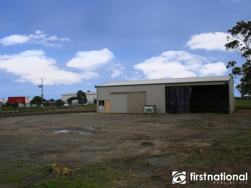 7 Livestock Way, Pakenham VIC 3810