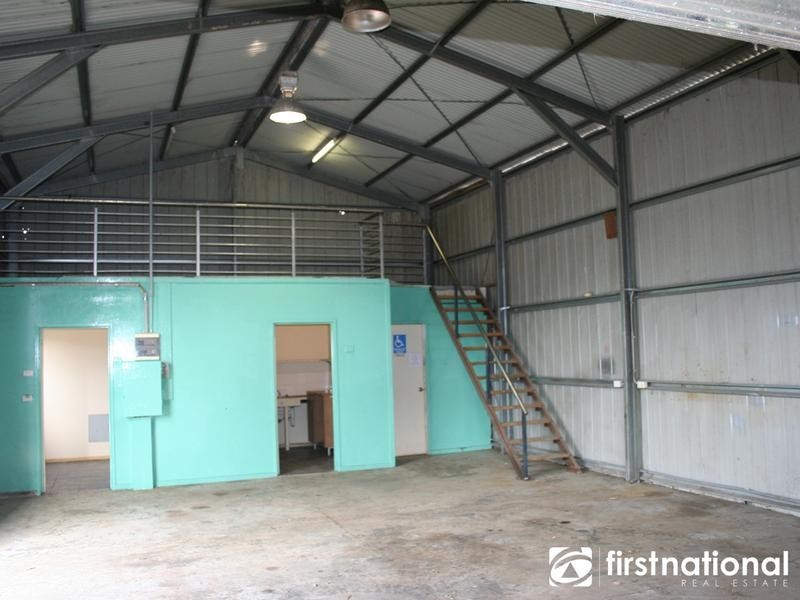 7 Livestock Way, Pakenham VIC 3810