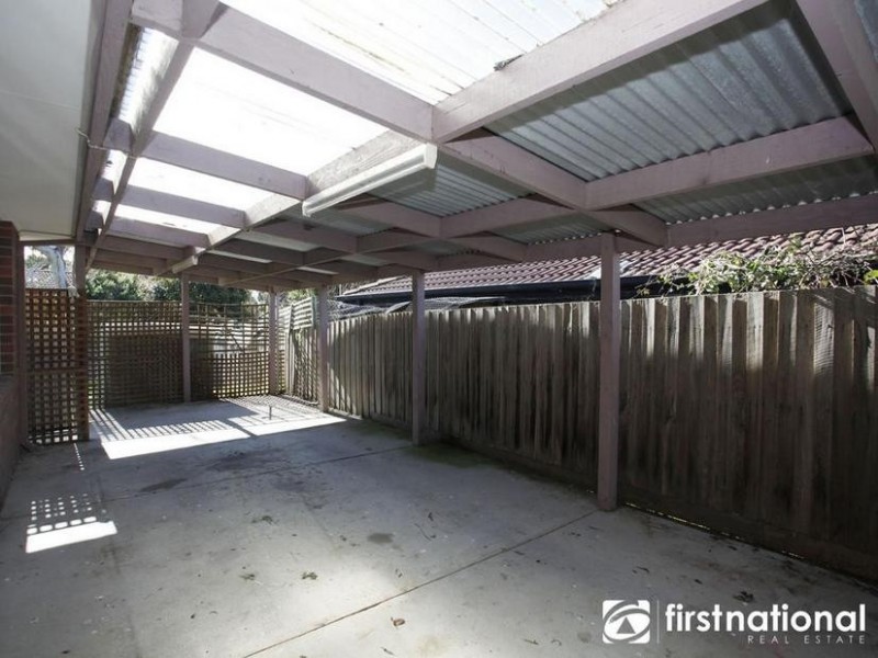 69 Smethurst Avenue, Pakenham VIC 3810
