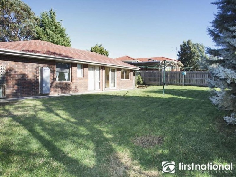 69 Smethurst Avenue, Pakenham VIC 3810