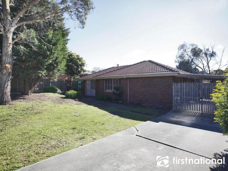 69 Smethurst Avenue, Pakenham VIC 3810