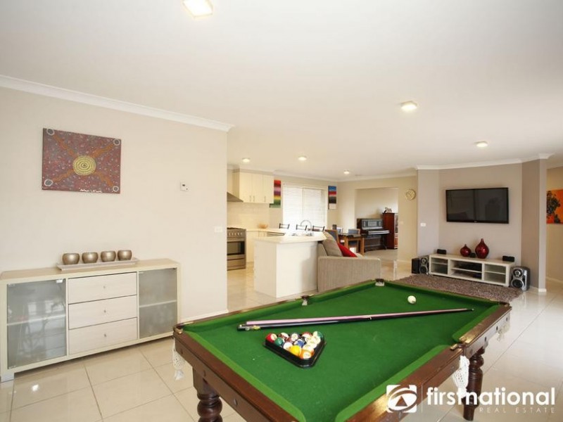 11 Lorikeet Court, Pakenham VIC 3810