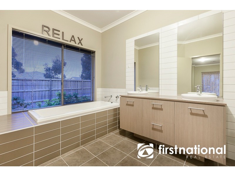 23 Banjo Paterson Drive, Pakenham VIC 3810