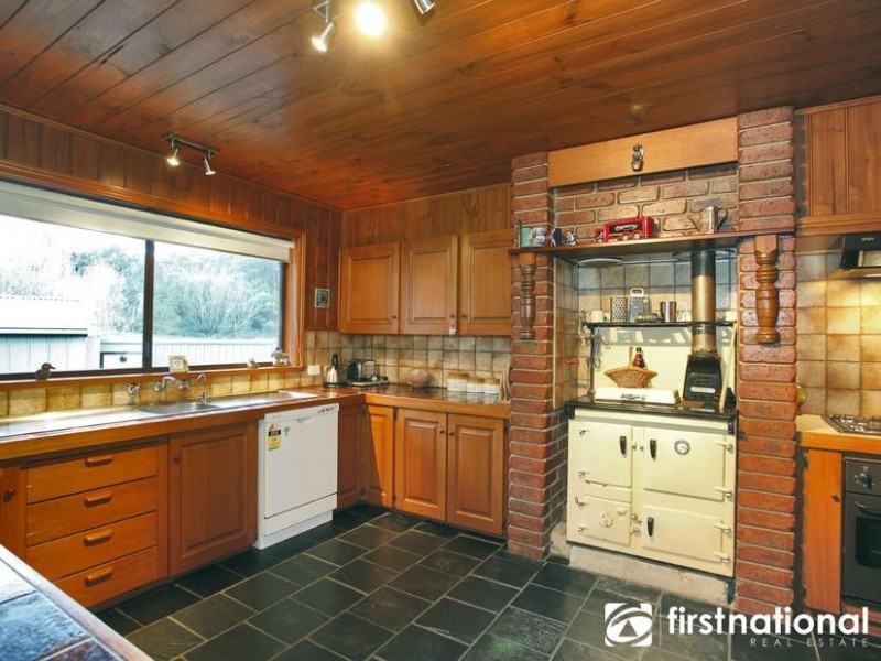 10 Crosby Road, Pakenham Upper VIC 3810