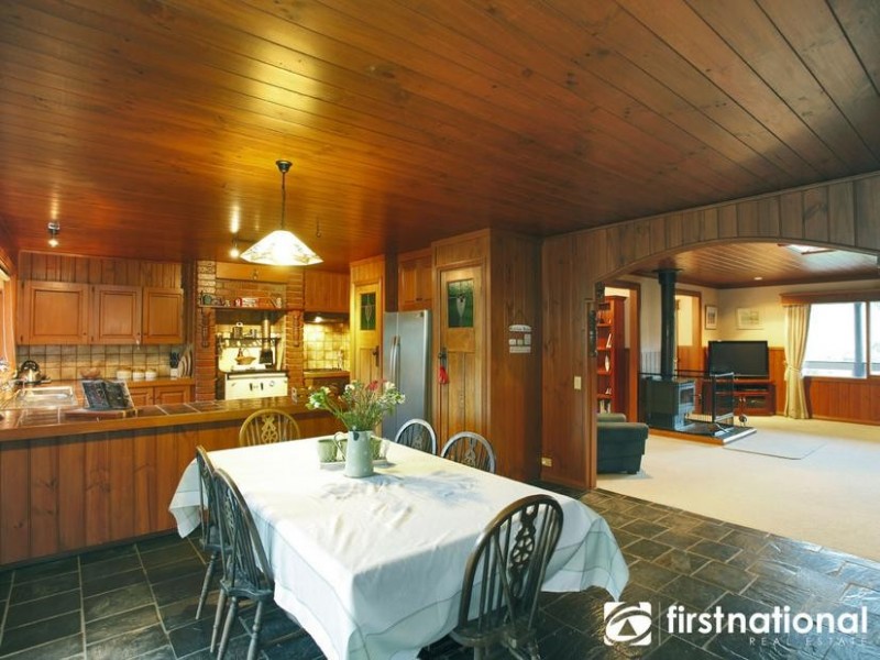 10 Crosby Road, Pakenham Upper VIC 3810