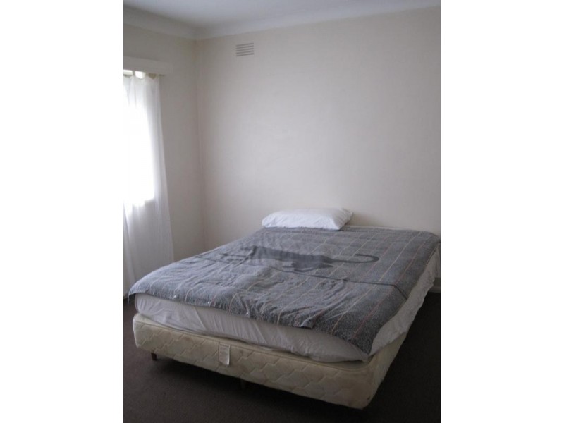 75 Princes Highway, Pakenham VIC 3810