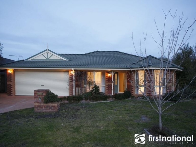 11 Camelia Way, Pakenham VIC 3810