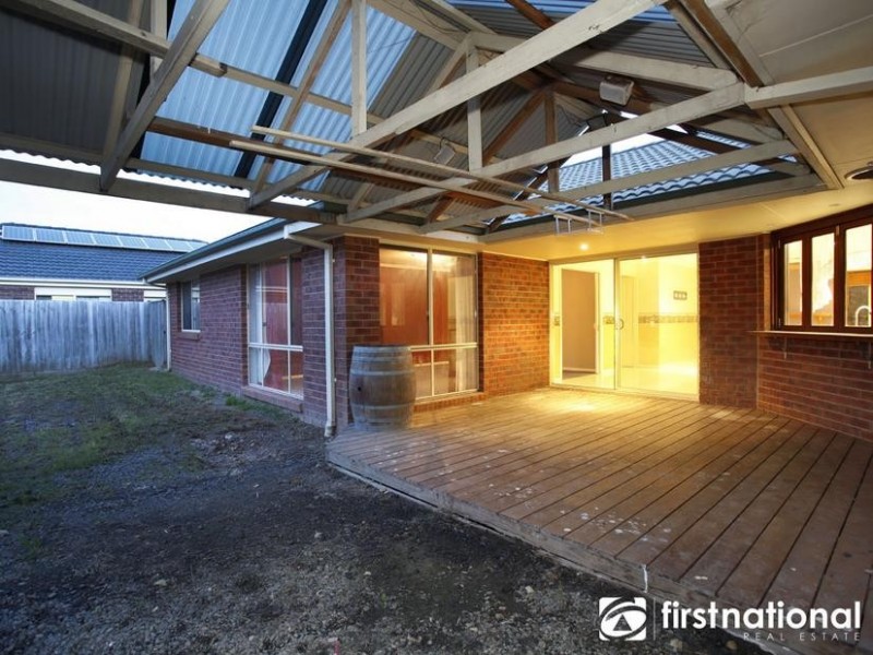 11 Camelia Way, Pakenham VIC 3810