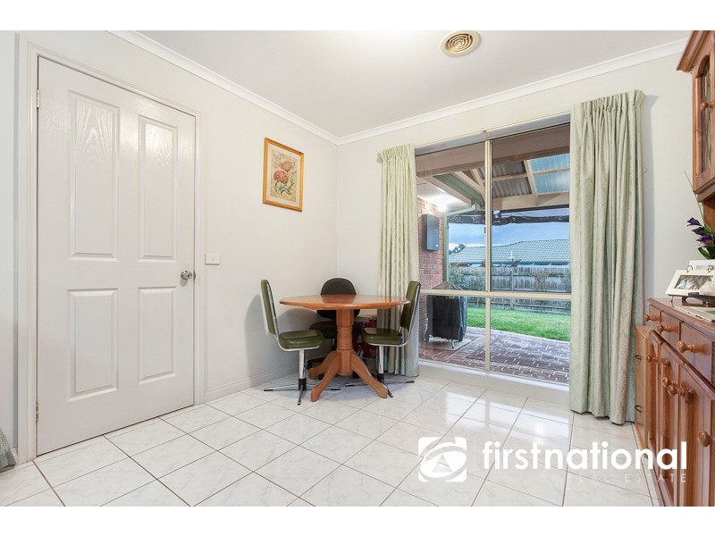 13 Claire Close, Pakenham VIC 3810