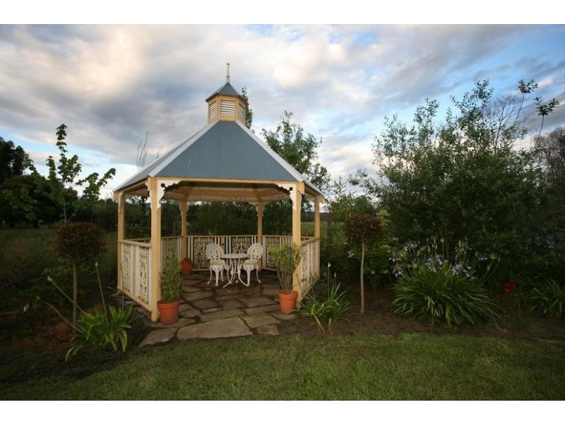 18 McDonald Road, Labertouche VIC 3816