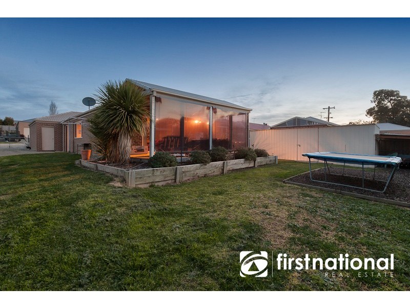 3 Teriki Place, Garfield VIC 3814