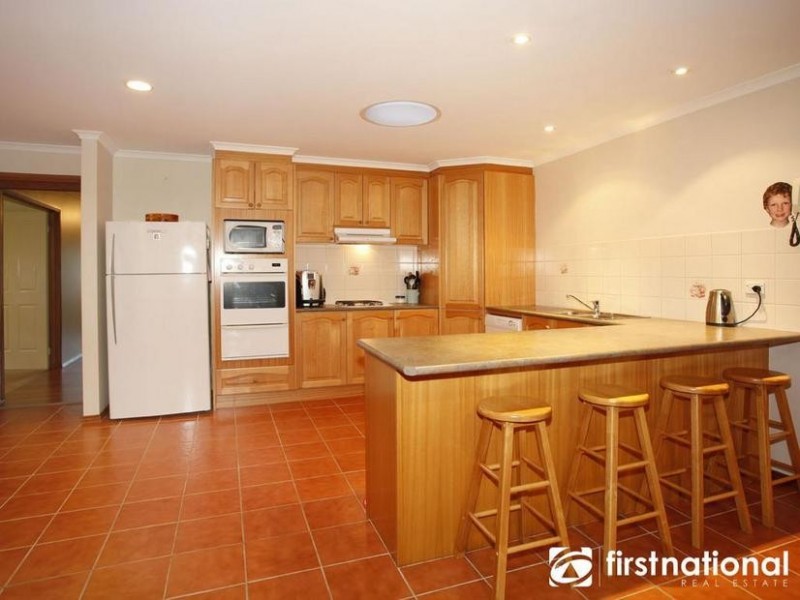 20 Oaktree Drive, Pakenham Upper VIC 3810