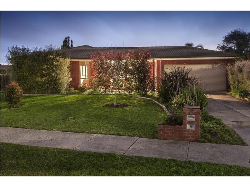 9 Union Avenue, Pakenham VIC 3810