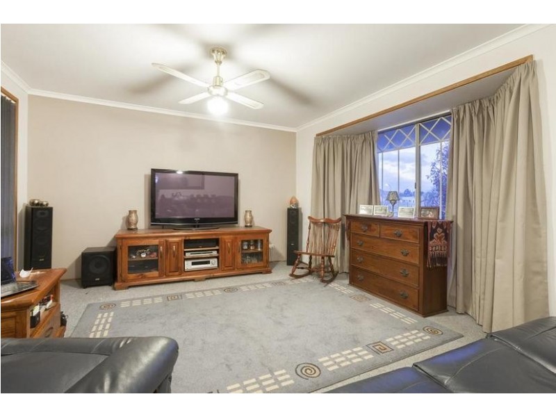 9 Union Avenue, Pakenham VIC 3810