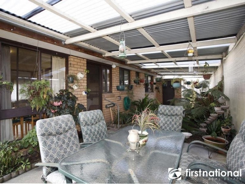 2/23 Main Street, Nar Nar Goon VIC 3812