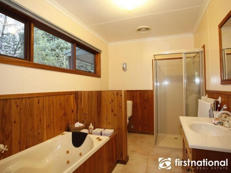 6 Jolley Road, Bunyip VIC 3815