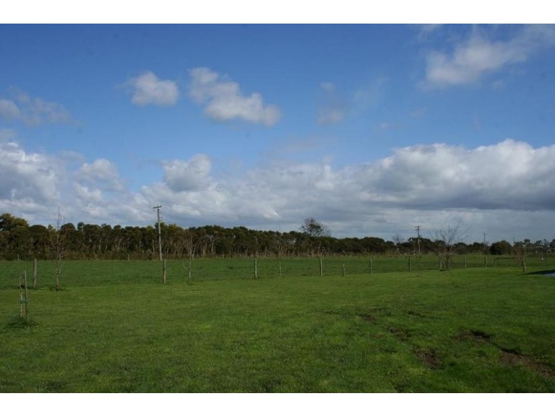 425 Bald Hill Road, Pakenham VIC 3810