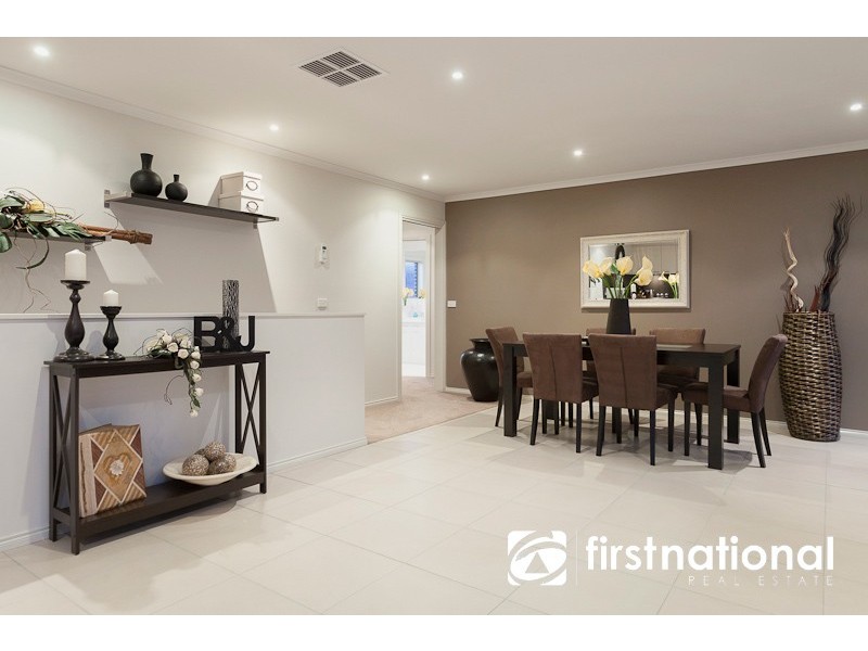 109 Eagle Drive, Pakenham VIC 3810