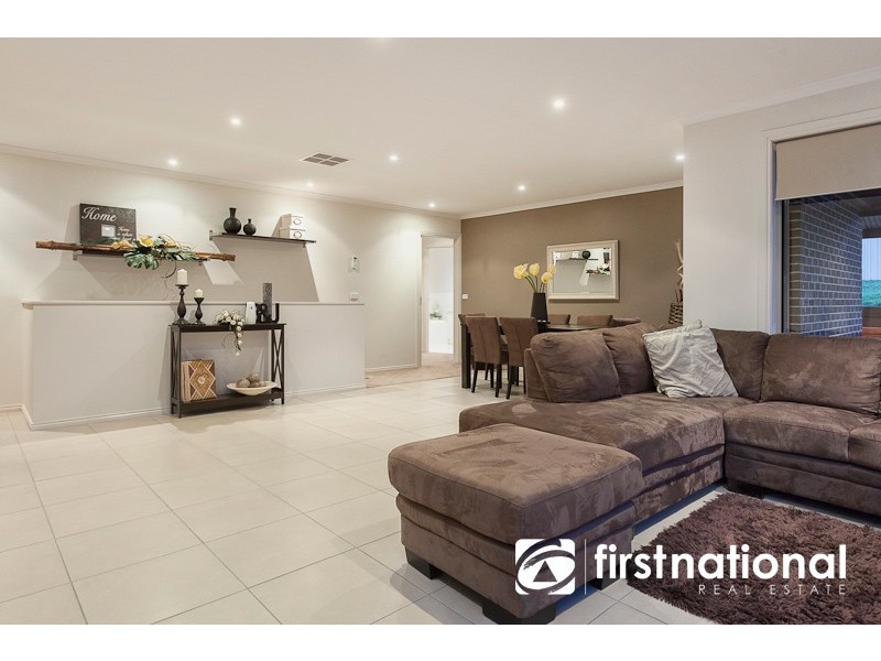 109 Eagle Drive, Pakenham VIC 3810