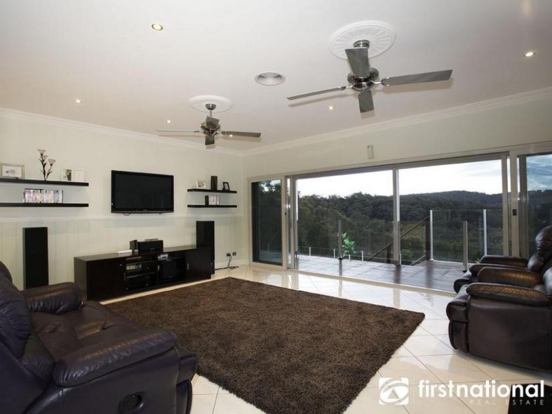 25 Buckland Ln, Pakenham Upper VIC 3810