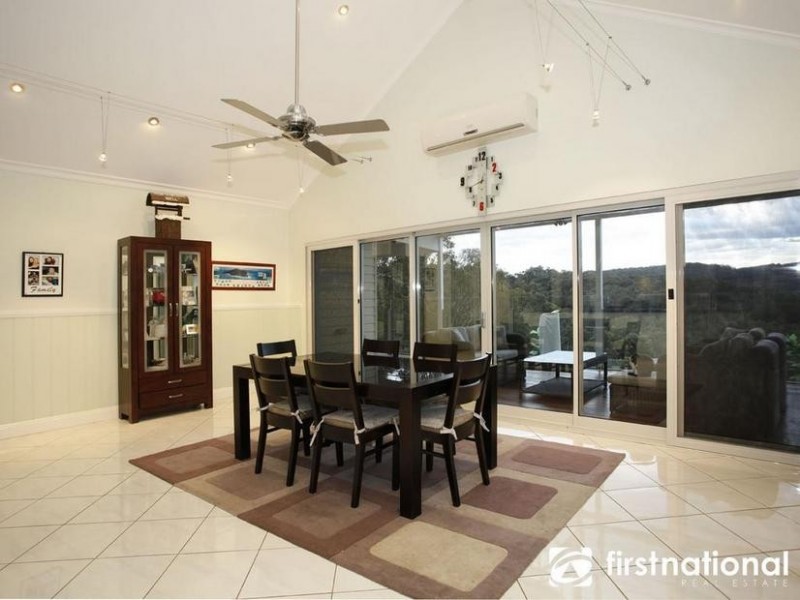 25 Buckland Ln, Pakenham Upper VIC 3810