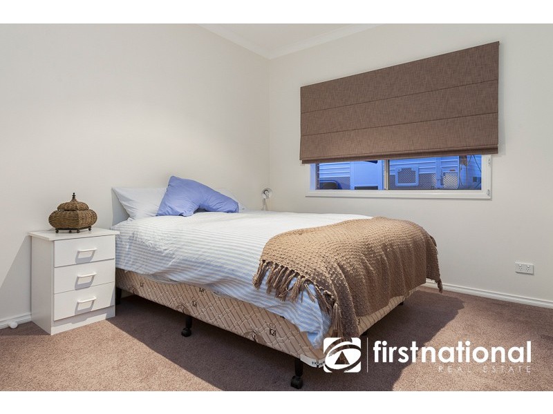 5 Carrington Drive, Pakenham VIC 3810