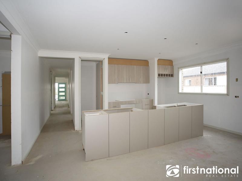 7 Edenbrook Circuit, Pakenham VIC 3810