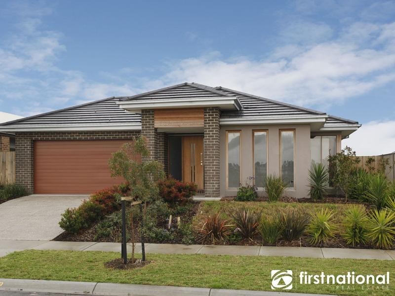 9 Edenbrook Circuit, Pakenham VIC 3810