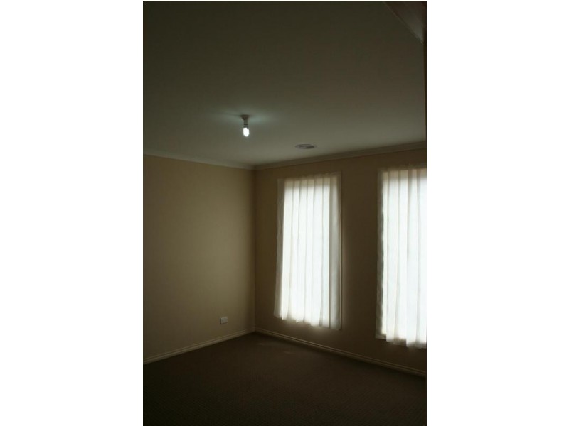 69 Melissa Way, Pakenham VIC 3810