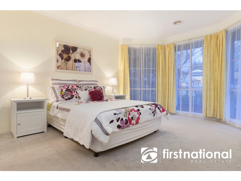 8 Mahogany Court, Pakenham VIC 3810