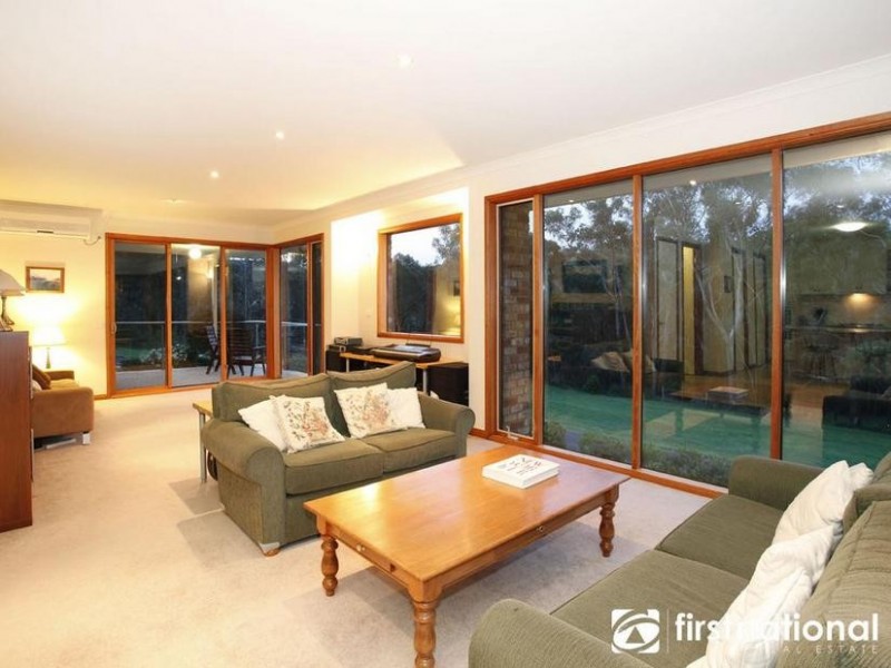 50 Lilliput Ln, Pakenham Upper VIC 3810